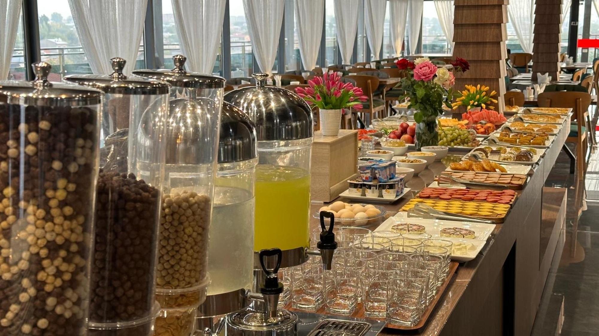 Rayyan Hotel & Spa 塔什干 外观 照片